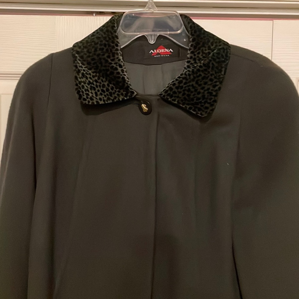 EUC Woman’s Dress Coat